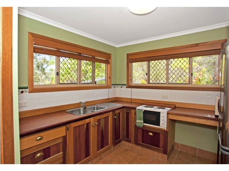 16 Bills Road, Agnes Water QLD 4677