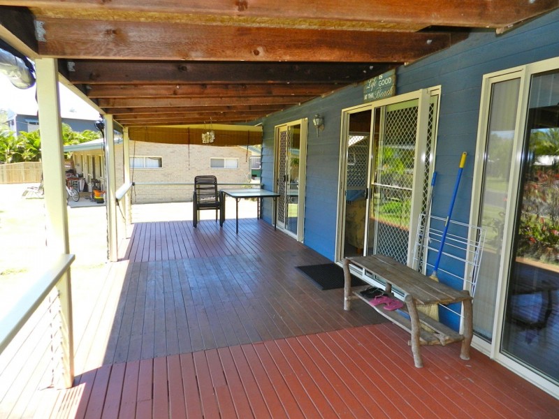16 Grahame Colyer Drive, Agnes Water QLD 4677