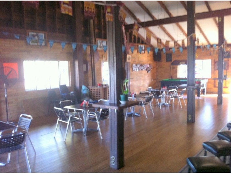 3197 Lowmead Rd, Lowmead QLD 4676