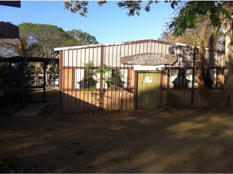 3197 Lowmead Rd, Lowmead QLD 4676