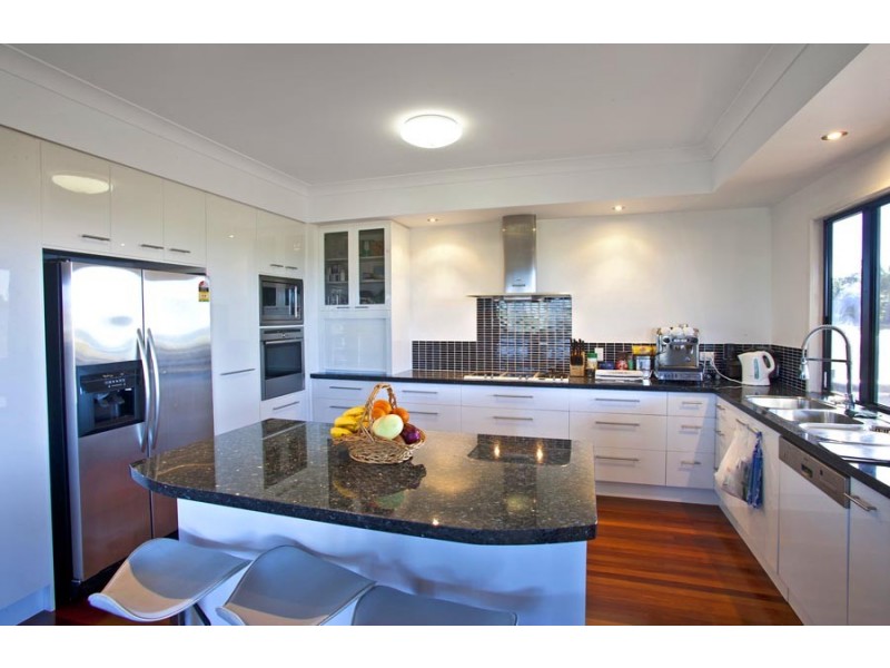 1 Evans Court, Agnes Water QLD 4677