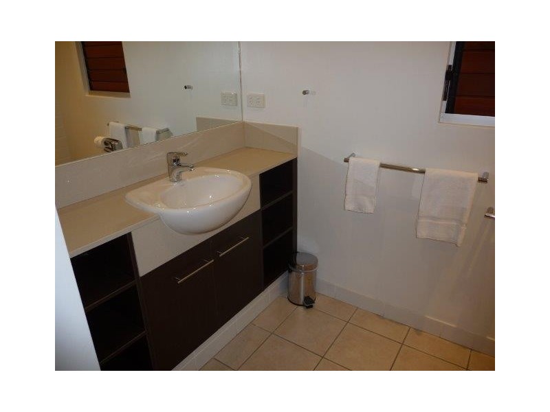 10 / 40 Captain Cook Drive, Agnes Water QLD 4677