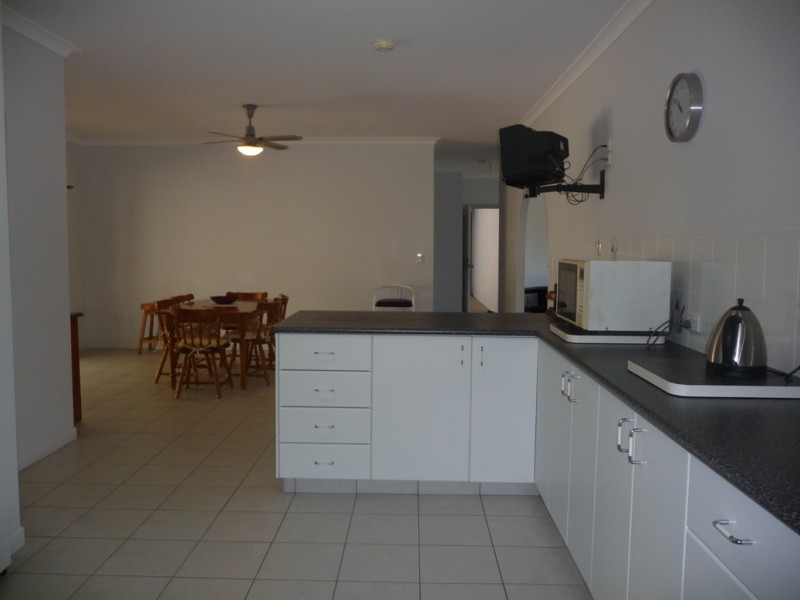 3 Goldsands crt, Agnes Water QLD 4677