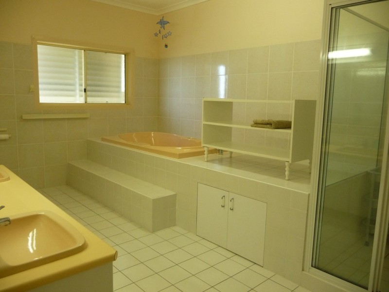 3 Goldsands crt, Agnes Water QLD 4677