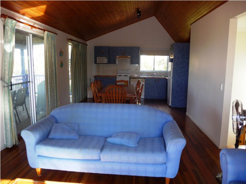 53 Captain Cook Dr, Agnes Water QLD 4677