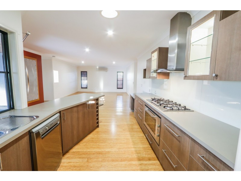 4 Seascape Close, Agnes Water QLD 4677