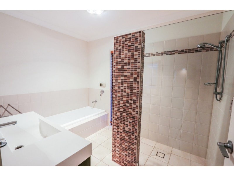 4 Seascape Close, Agnes Water QLD 4677