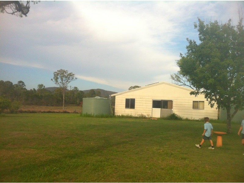 2198 Tableland Road, Mount Maria QLD 4674