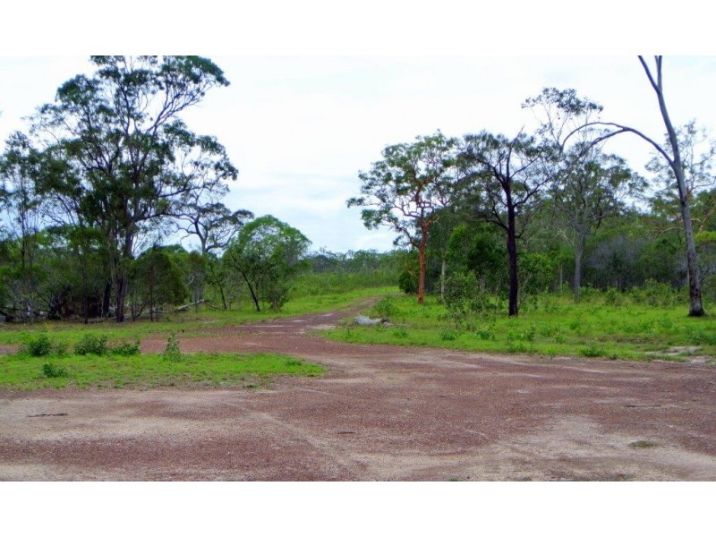 193 Maude Hill Road, Deepwater QLD 4674