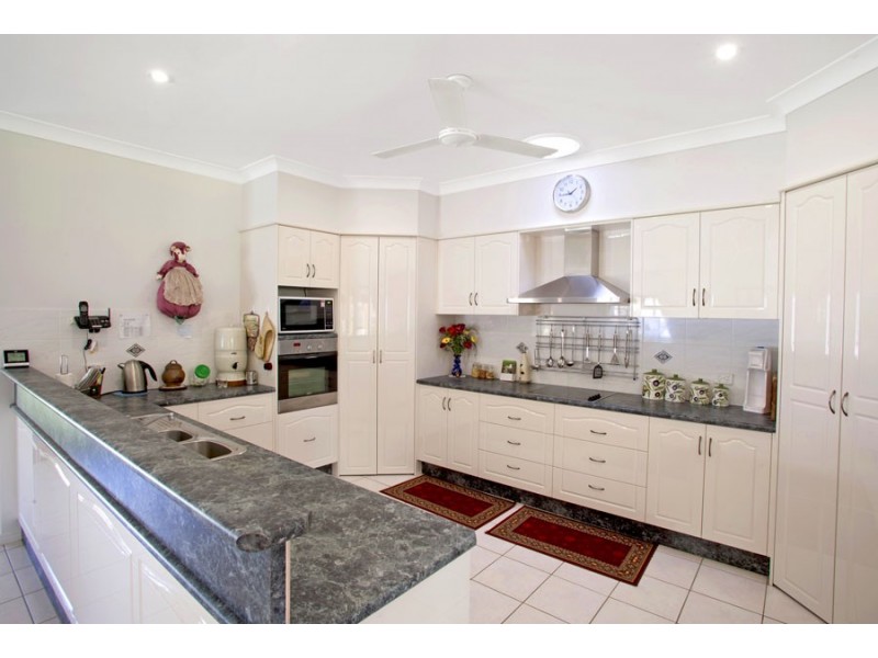 102 McGhee Crescent, Agnes Water QLD 4677