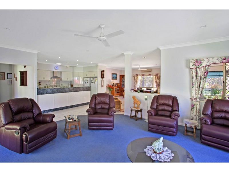 102 McGhee Crescent, Agnes Water QLD 4677