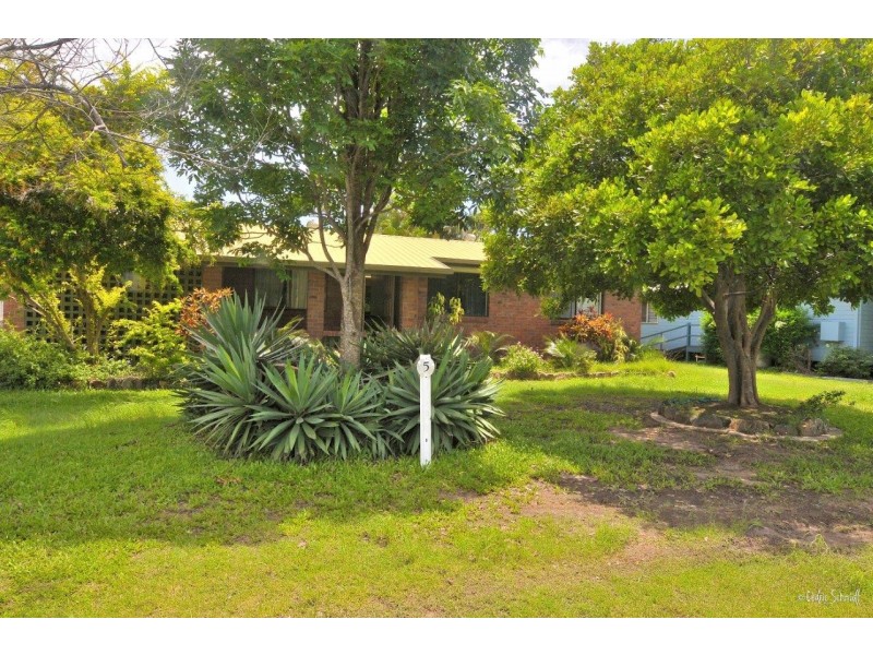 5 Jeffery Court, Agnes Water QLD 4677