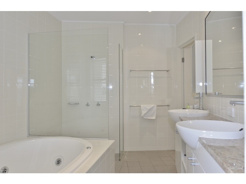 Apt 312/1 Beaches Village Circuit, Agnes Water QLD 4677