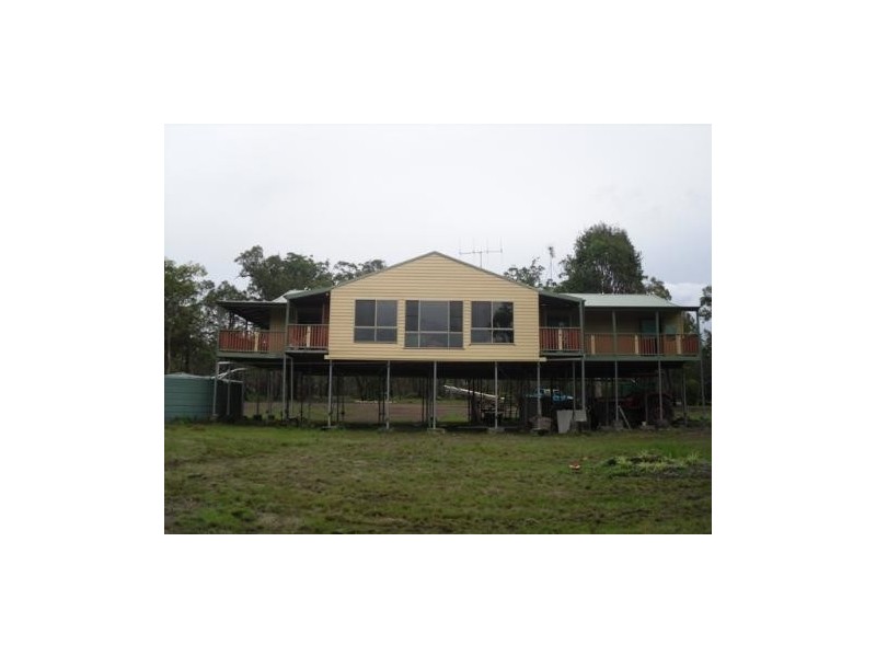 242 Maude Hill Road, Deepwater QLD 4674