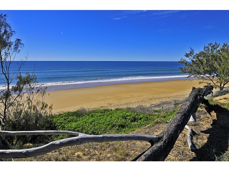 20 Marine Parade, Agnes Water QLD 4677