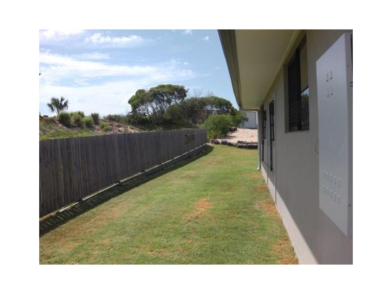 20 Marine Parade, Agnes Water QLD 4677