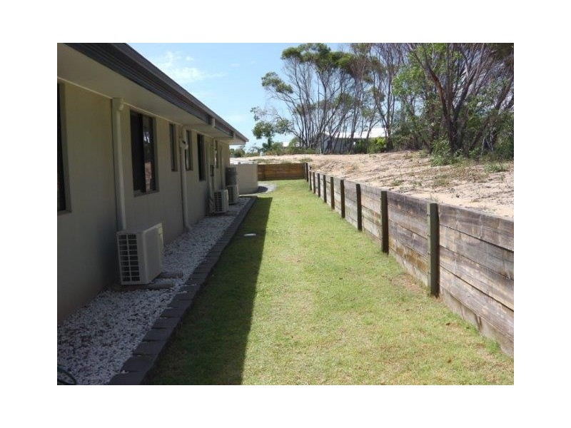 20 Marine Parade, Agnes Water QLD 4677