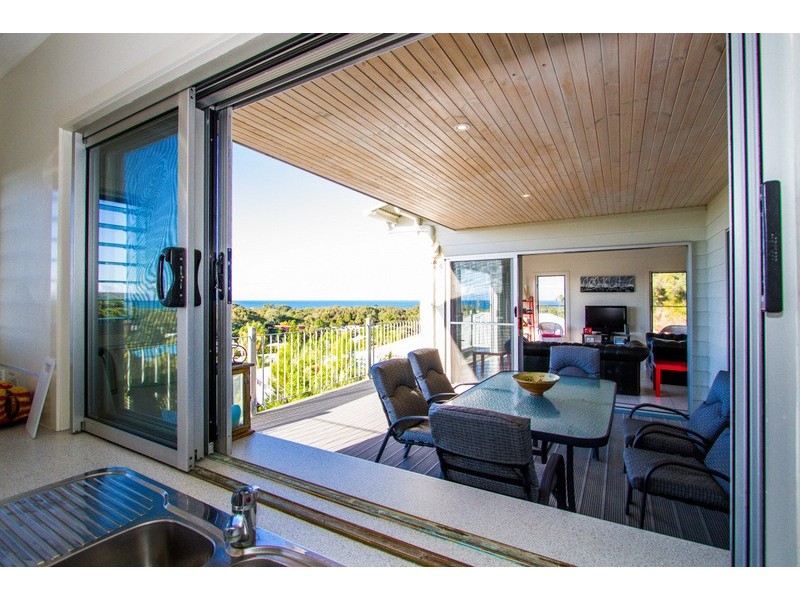 9 Whitby Place, Agnes Water QLD 4677