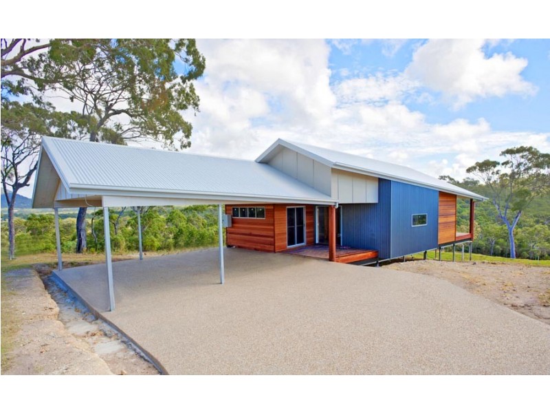 90 Seaspray Drive, Agnes Water QLD 4677
