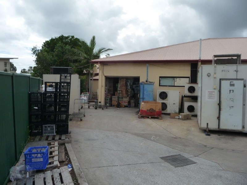 5,6,7,8 Endeavour Plaza, Agnes Water QLD 4677