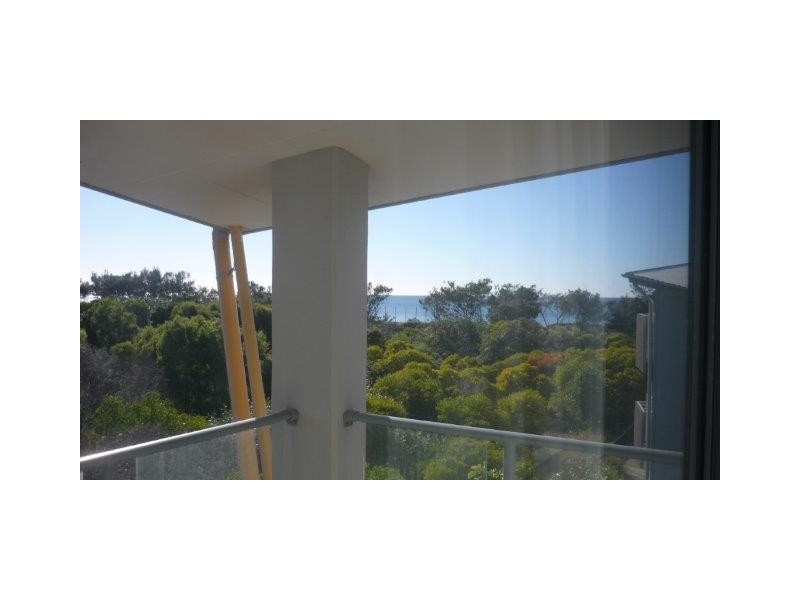 129 Beaches Village Circuit, Agnes Water QLD 4677