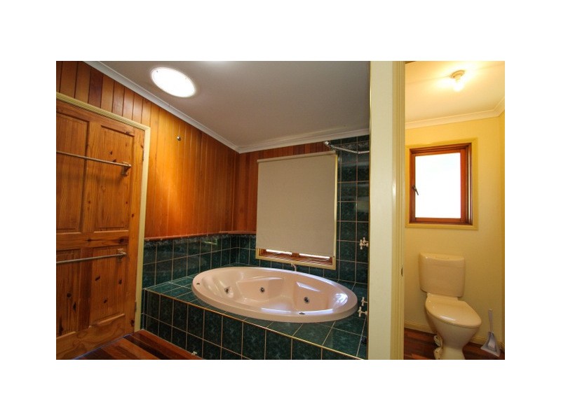 1 Seaspray Drive, Agnes Water QLD 4677