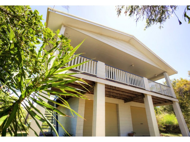 2 Banksia Drive, Agnes Water QLD 4677