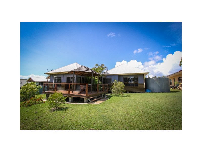 8 Seascape Close, Agnes Water QLD 4677
