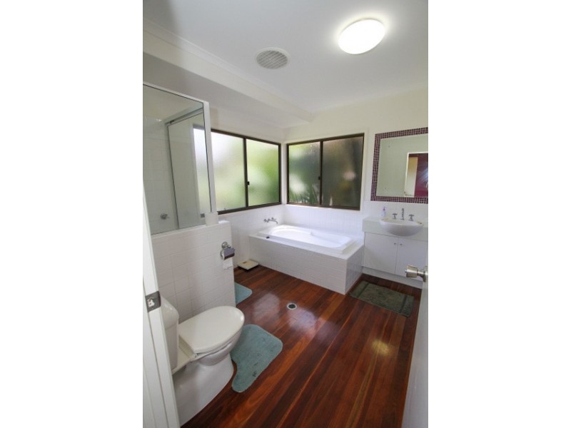 8 Seascape Close, Agnes Water QLD 4677