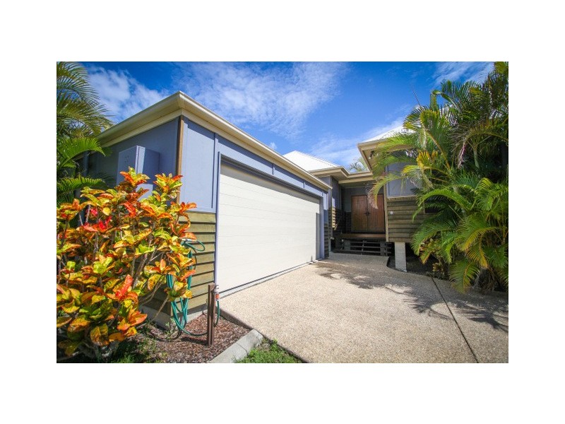 8 Seascape Close, Agnes Water QLD 4677