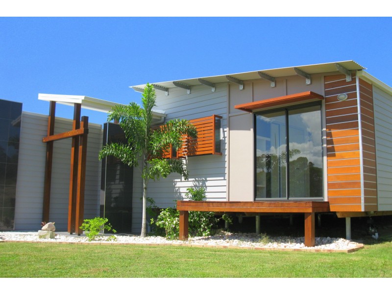 24 Marine Parade, Agnes Water QLD 4677