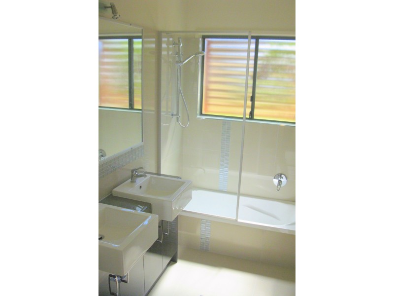 24 Marine Parade, Agnes Water QLD 4677