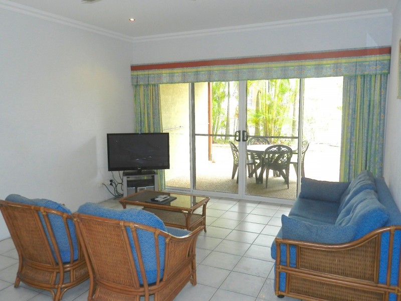Unit 2/2 Beaches Village Circuit, Agnes Water QLD 4677