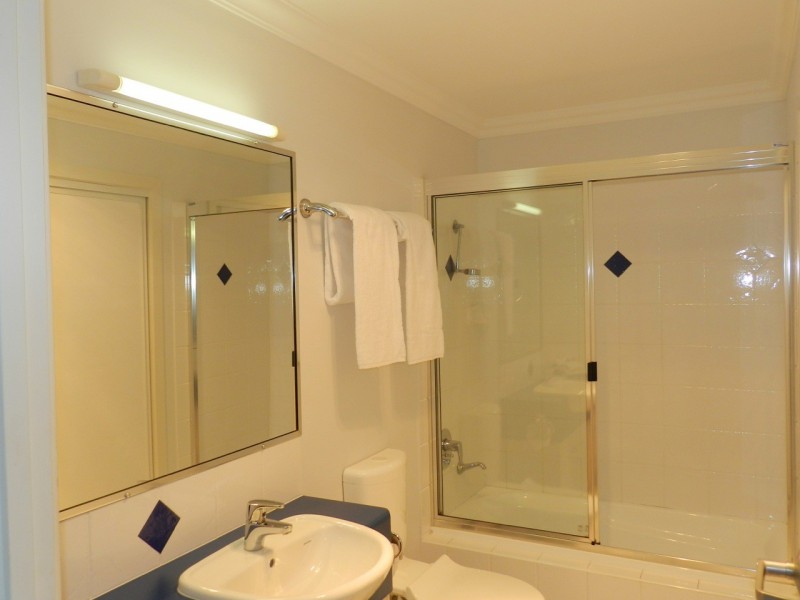 Unit 2/2 Beaches Village Circuit, Agnes Water QLD 4677