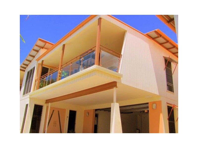 2/7 Webster Court, Agnes Water QLD 4677