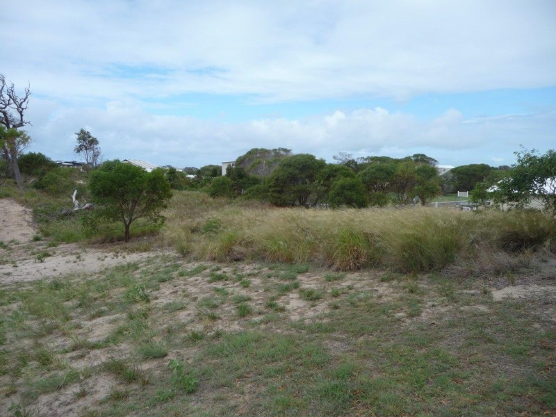 8 North Break Drive, Agnes Water QLD 4677