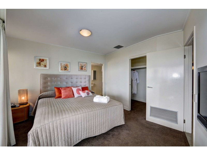 Apt 414/1 Beaches Village Circuit, Agnes Water QLD 4677