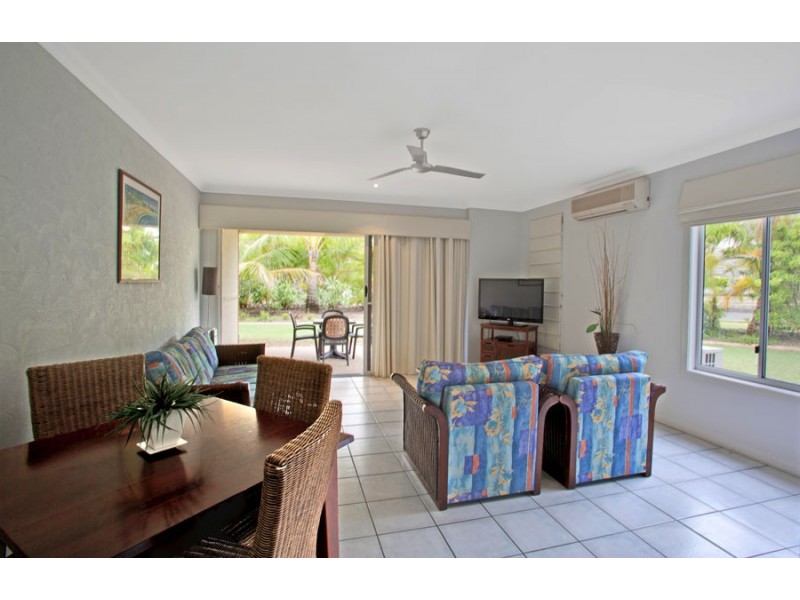 13/2 Beaches Village Circuit, Agnes Water QLD 4677