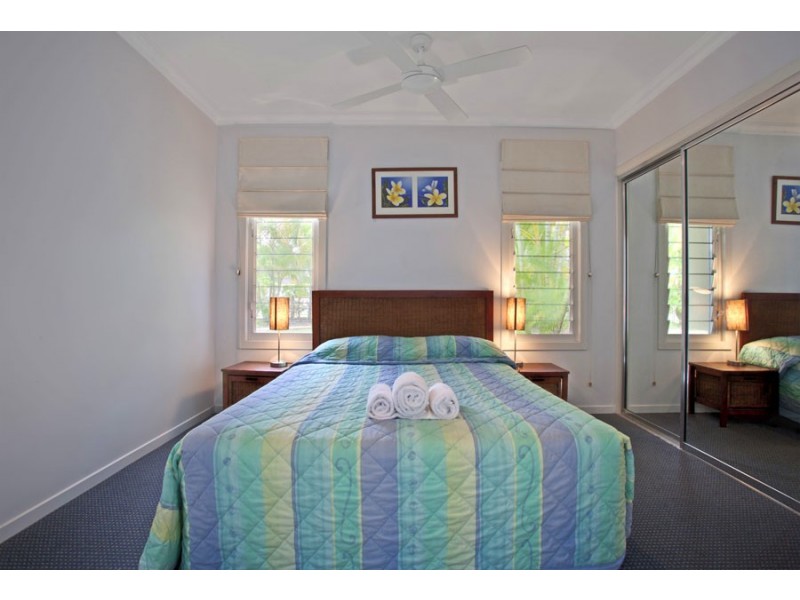 13/2 Beaches Village Circuit, Agnes Water QLD 4677