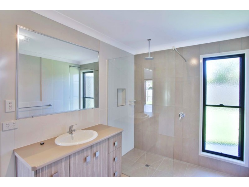 16 Marine Parade, Agnes Water QLD 4677