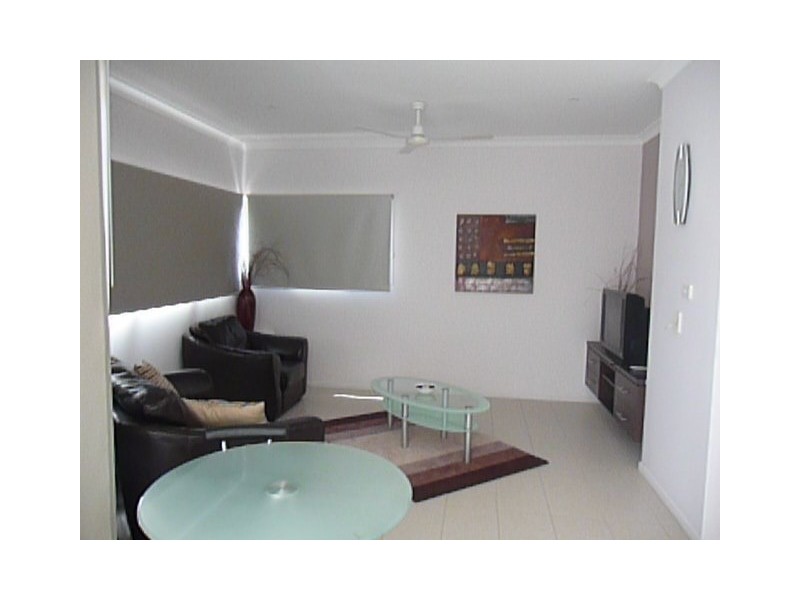 7/2 Dolphin Court, Agnes Water QLD 4677