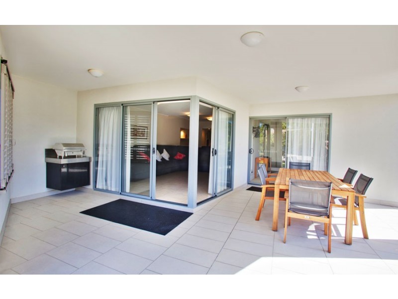 305/1 Beaches Village Circuit, Agnes Water QLD 4677