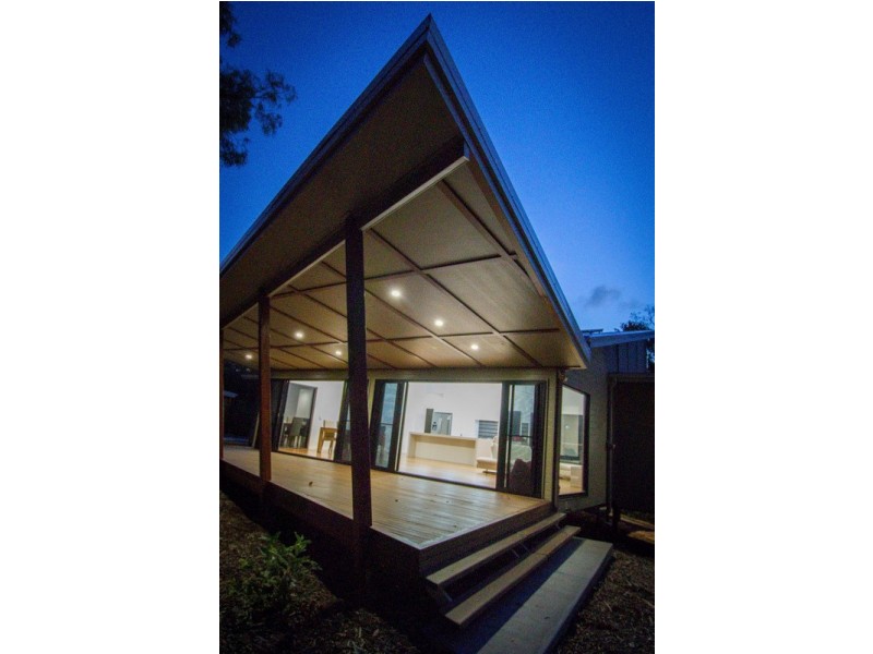 84 Bloodwood Avenue, Agnes Water QLD 4677