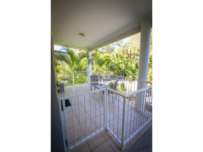 40 Ocean Beach Dr, Agnes Water QLD 4677