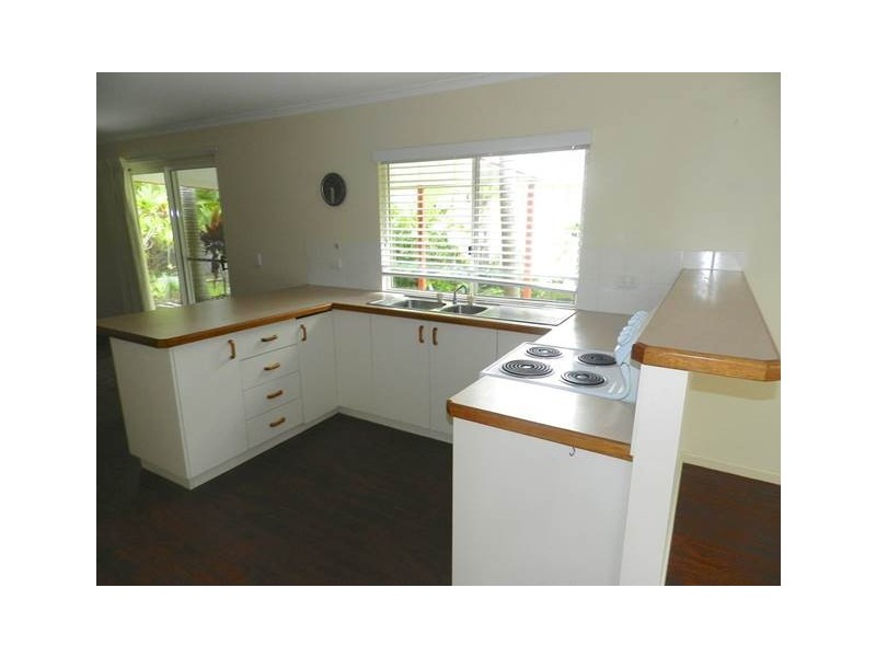 17 Palm Court, Agnes Water QLD 4677