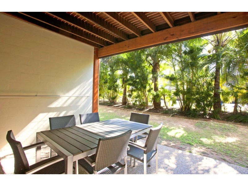 Unit 10/2 Beaches Village Circuit, Agnes Water QLD 4677