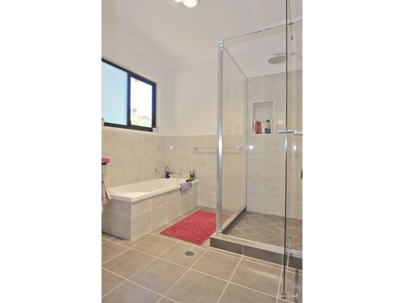 16a Seaspray Drive, Agnes Water QLD 4677