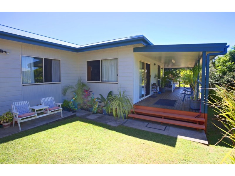 2 Young Nicks Way, Agnes Water QLD 4677