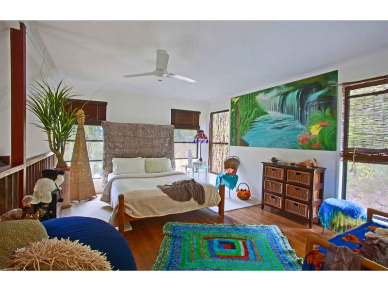 100 Josefski Road, Agnes Water QLD 4677