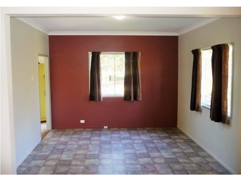 45 Dillon Road, Captain Creek QLD 4677